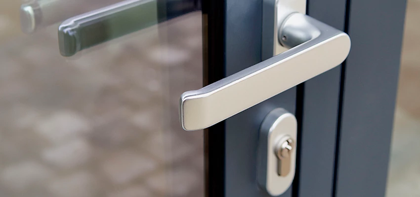 Broken Door Lock Cylinder Repair in Lennox, California